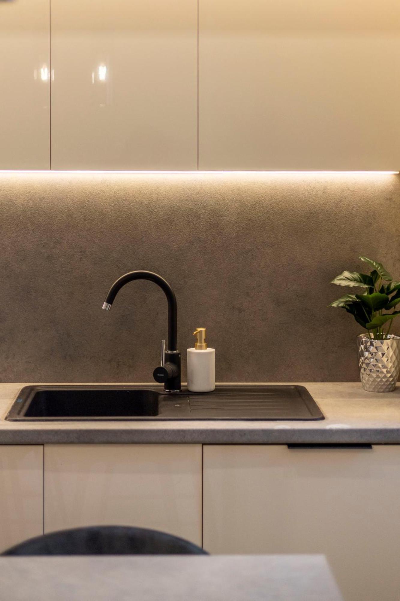 Luxury & Classy Central Apartment With 3Bedrm, 2Bathrm Budapest Luaran gambar