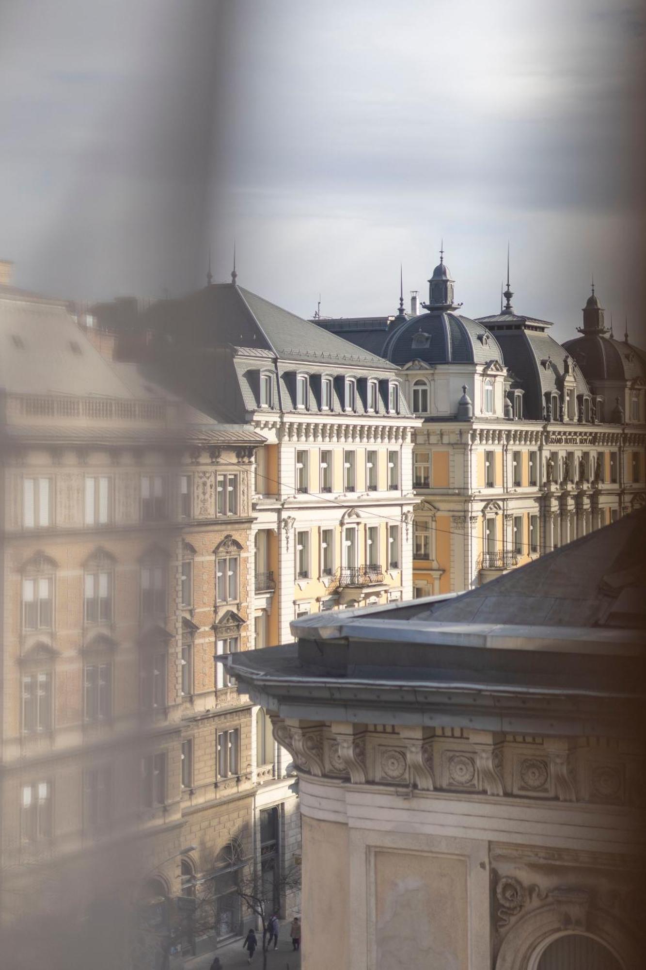 Luxury & Classy Central Apartment With 3Bedrm, 2Bathrm Budapest Luaran gambar