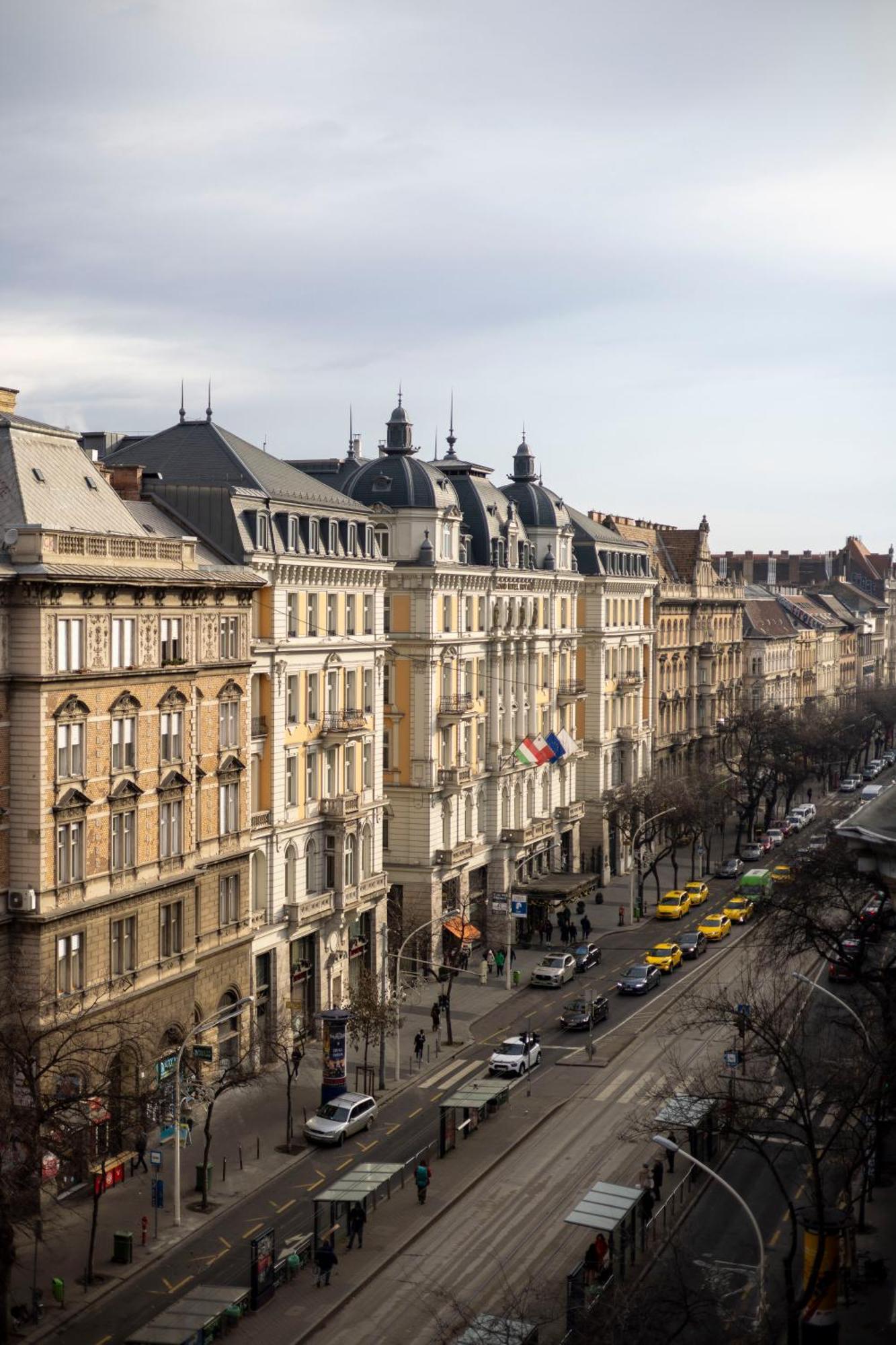Luxury & Classy Central Apartment With 3Bedrm, 2Bathrm Budapest Luaran gambar